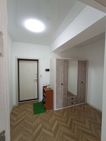 дом тоголок молдо васильева: 1 бөлмө, 43 кв. м, Элитка, 6 кабат, Евроремонт