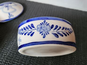 fenjer cena: Satule nova palata Albanija i delft iz 70ih godina. Satule — 10