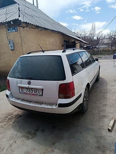 салон машины: Volkswagen Passat Variant: 1999 г., 1.6 л, Механика, Бензин, Универсал — 4