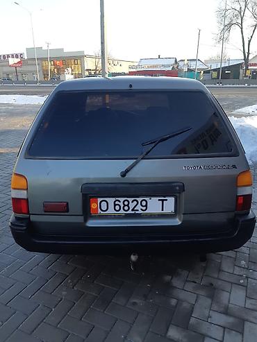 Toyota: Toyota Corolla: 1990 г., Механика, Универсал — 7