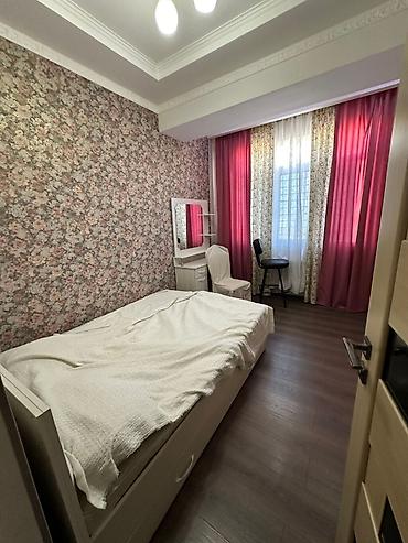 archa group: Сдается !! 3шка рядом с Белым домом(По белинке) 1000$ На долгий срок — 8