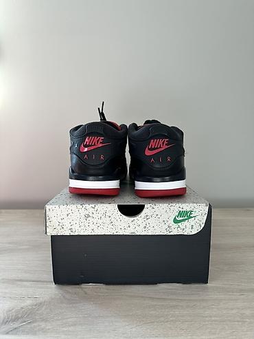 Кроссовки и спортивная обувь: Мужские кроссовки, 41.5, Air Jordan, Новый, цвет - Черный, Бесплатная доставка, Самовывоз — 4