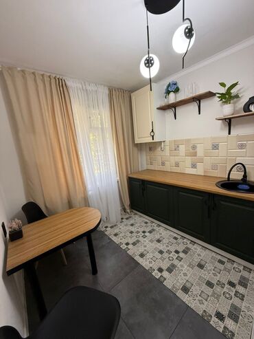 однокомнатная квартира восток 5: 1 комната, 34 м², 104 серия, 2 этаж, Дизайнерский ремонт