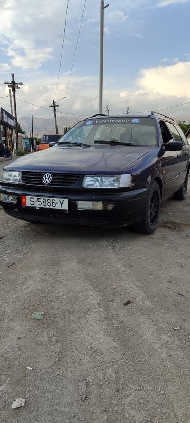 к5 машина бишкек цена: Volkswagen Passat: 1.6 л, Механика, Бензин, Универсал
