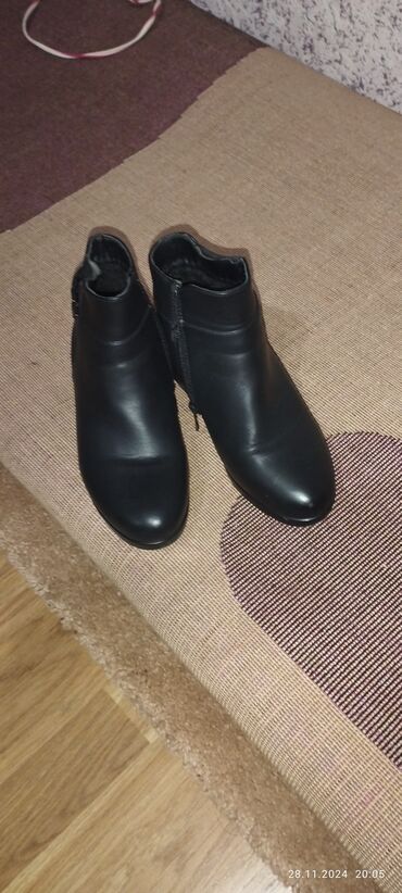 Botinka və botilyonlar: Ölçü: 36, rəng - Qara, Yeni — 8