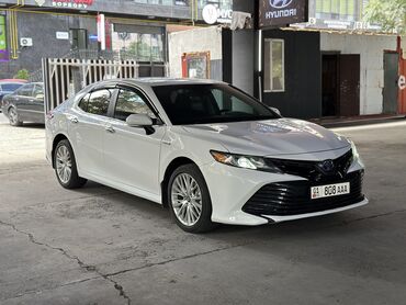 купить машину за 2000 долларов: Toyota Camry: 2018 г., 2.5 л, Гибрид, Седан