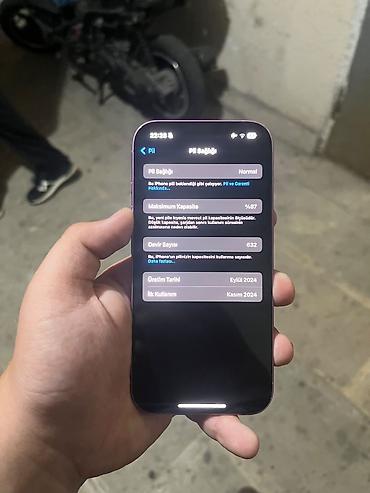 i̇pone 8: IPhone 16, 128 GB, Çəhrayı — 9