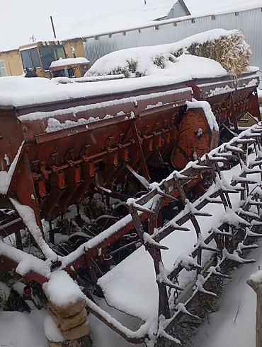 Зерновые сеялки: 2 селка сатылат бироо 170 мин абалы жакшы жазай Турган жери жок бироо — 6