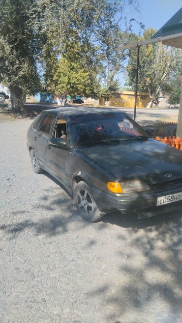 домкраты на авто: Автомобиль ВАЗ-2109 в кузове хэтчбек, окрашенный в темный цвет. Модель