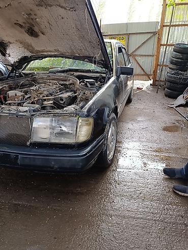 su 7: Mercedes-Benz W124 (седан), машина на разборе — 1