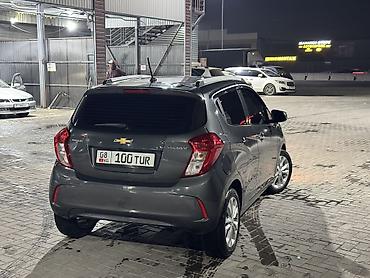 spark 2021: Chevrolet Spark: 2020 г., 1 л, Вариатор, Бензин, Хэтчбэк — 4