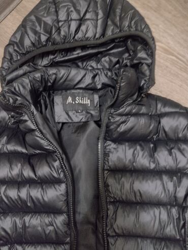 dugacka crna zimska jakna super stoji: L (EU 40), Jednobojni, Sa postavom