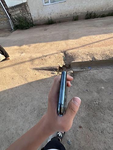 холодильник жалал абад: IPhone 11 Pro, Б/у, 64 ГБ, Matte Midnight Green, Чехол, 67 % — 5