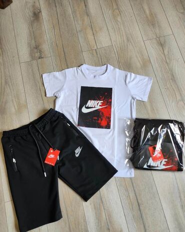 Trenerke: Novi modeli
Sorts + majica
ACG pamuk sa elastinom
M, L, XL, 2XL — 8