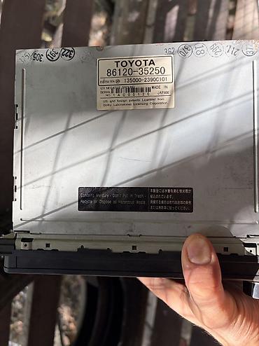 Магнитолы: Заводская магнитола от Toyota Hilux Surf, Toyota 4Runner 6 — 2