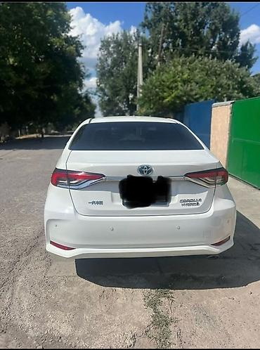 Toyota Corolla: 2022 г., 1.8 л, Вариатор, Гибрид, Седан lalafo.kg да — 3 Toyota Corolla: 2022 г., 1.8 л, Вариатор, Гибрид, Седан — 3