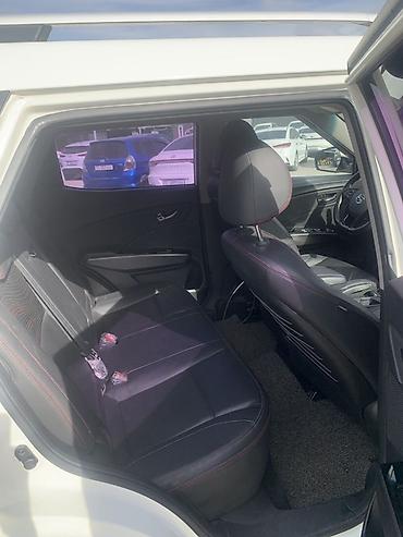 small car: Ssangyong Tivoli: 2018 г., Автомат, Кроссовер — 9