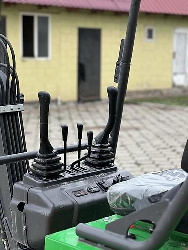 Экскаваторы: Экскаватор, Гусеничный — 7