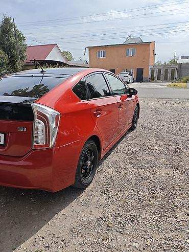 Toyota: Toyota Prius: 2013 г. — 5