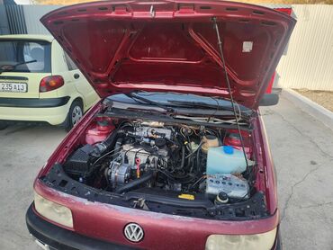 запчасти на пассат б3 седан: Volkswagen Passat B3 Variant (универсал), бордовый цвет, 5 дверей