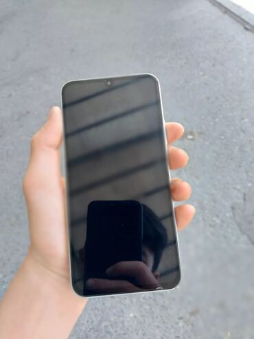 samsung a20s ekran: Samsung Galaxy A34 5G, 128 GB, rəng - Gümüşü, Sənədlərlə