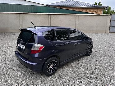 mazda 6: Honda Fit: 2009 г., 1.5 л, Автомат, Бензин, Хэтчбэк — 4