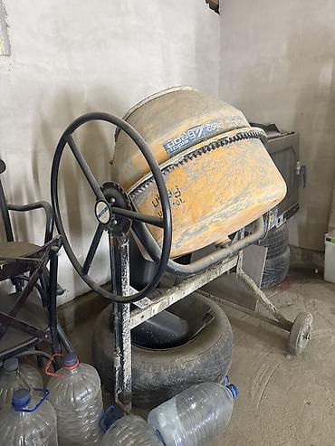 Оборудование для бизнеса: Бетоносмеситель электрический (Concrete Mixer) - Питание: 230 В - — 1