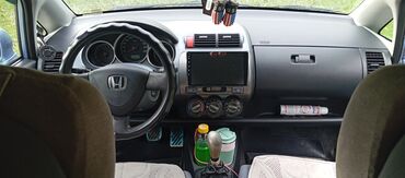 продаю или меняю с доплатой мне: Honda Jazz: 2002 г., 1.4 л, Механика, Бензин