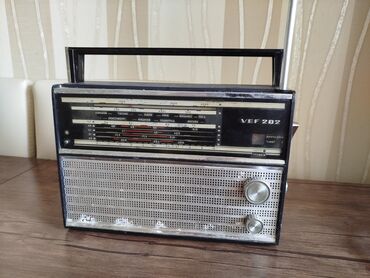 Radio: Ретро радио VEF 202 unvan azadliq metro