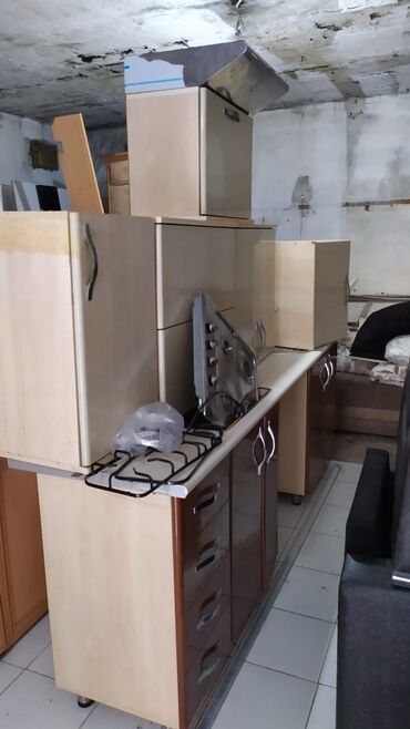 деталировка мебели: Mətbəx mebeli ölçü 2.50 üzerinde qaz moyka aspirator verilir qiymət
