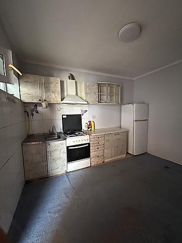сдаю подьемник: 63 м², 4 комнаты, Рабочий Городок, Без животных — 2
