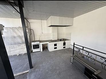 Долгосрочная аренда домов: 360 м², 8 комнат — 3