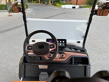 Оборудование для бизнеса: Elektrik golf karı – DACH, 6 yerlik (2+2+2) Xüsusiyyətlər: - Güclü — 7