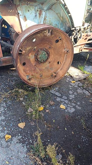 Тракторы МТЗ (Беларус): Продаётся мтз 80 Агрегаты на трактор т150 плуг мола бороны есть — 4