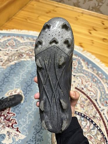 kask qiyməti: Krampon satılır ⚽ Vəziyyəti: yaxşıdır. Alış qiyməti: 120 ₼. Qiymət — 2