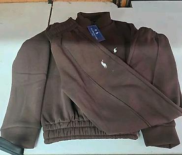 sketcher patike: Ženska Komplet Trenerka 
Cena: 4250 dinara
Velicine: S,M,L,XL,XXL
PM✨ — 1