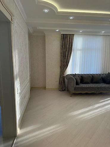 Mənzil kirayələyirəm: Satılır 3 otaqlı yeni tikili 135 m², Gənclik m. Kateqoriya Yeni — 5
