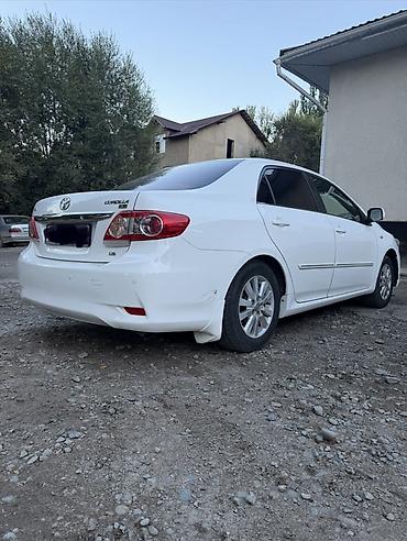 120 prado: Toyota Corolla: 2011 г., 1.8 л, Автомат, Бензин, Седан — 4