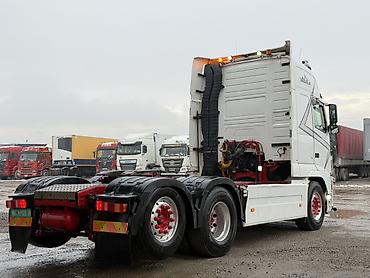 Тягачи: Тягач, Volvo — 5