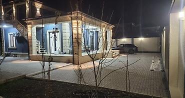 Günlük kirayə evlər: 180 kv. m, 4 otaqlı, Kombi, Kanalizasiya, Kommunal xətlər qoşulmayıb — 45