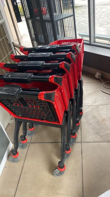 Digər mağaza avadanlığı: Market vitrin ve avadanlıqlar tecili deyerinden aşağı satılır real — 4