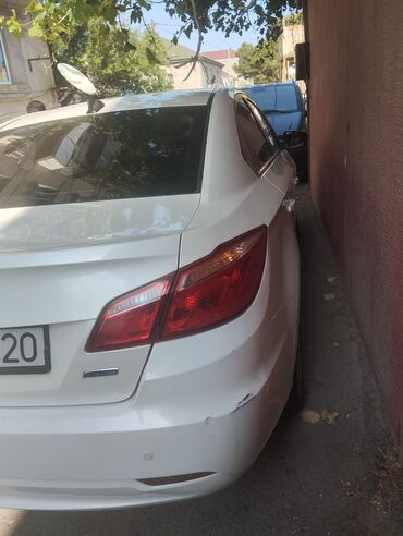 Changan: Changan Eado: 1.6 l | 2014 il 30000 km Sedan — 4