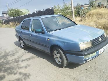 ремонт golf: Volkswagen Vento: 1994 г., 1.6 л, Механика, Бензин, Седан — 2