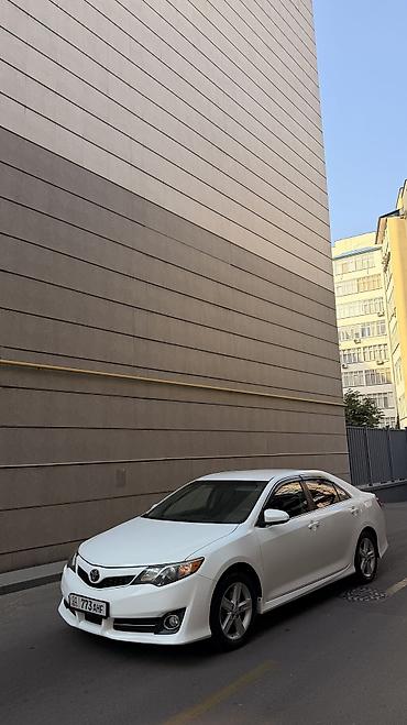 тае: Toyota Camry: 2014 г., 2.5 л, Автомат, Бензин, Седан — 1