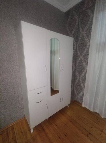 Uzunmüddətli kirayə mənzillər: Həzi Aslanov Metrosu üstü mənzil kirayə verilir. Ailelere ve seliqeli -da lalafo.az — 4 Uzunmüddətli kirayə mənzillər: Həzi Aslanov Metrosu üstü mənzil kirayə verilir. Ailelere ve seliqeli — 4