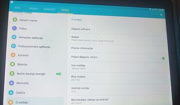 samsung laptopovi: Tableb u ispravnom stanju ocuvan  samo baterija da se zameni ne drzi