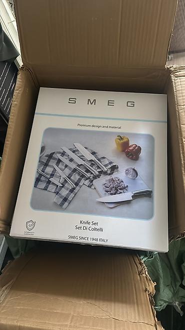 мясной нож: Набор кухонных ножей SMEG (Set Di Coltelli) — 6 предметов Состав — 2