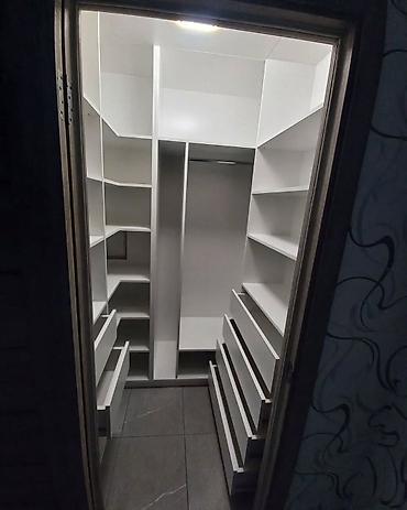 Шифоньеры, шкафы для одежды: Шифоньер, шкаф для одежды, Прямой at lalafo.kg — 33 Шифоньеры, шкафы для одежды: Шифоньер, шкаф для одежды, Прямой — 33