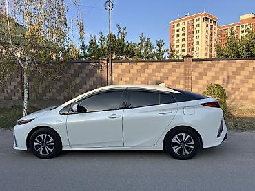 Toyota: Toyota Prius: 2017 г., Гибрид, Хэтчбэк — 7