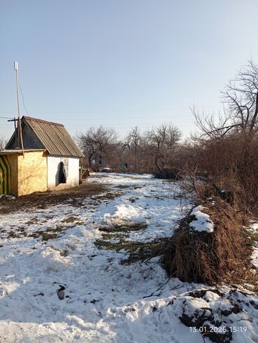 сдаю 2 комнатную квартиру аламедин 1: Дача, 8 м², 2 комнаты, Собственник, Старый ремонт